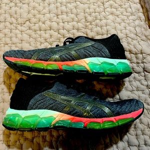 ASICS Gel Quantum 5 size 8.5 lightly used